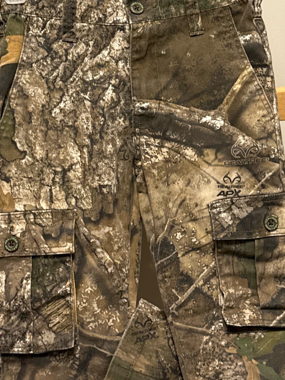 Realtree APX Realtree Camo Cargo Pants in Brown and Green - Picture 13 of 16